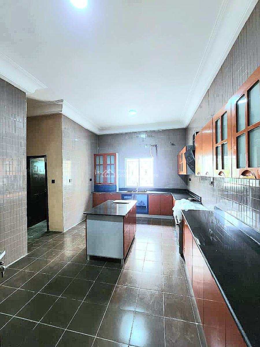 Luxurious 5bedrooms Fully Detached Duplex with 2bqs, Northen Foreshore Chevron, Lekki, Lagos, Detached Duplex for Sale