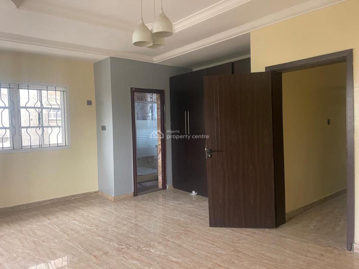 5 Bedroom Semi Detached House in Lekki Phase 1, Lekki Phase 1, Lekki, Lagos, Commercial Property for Rent