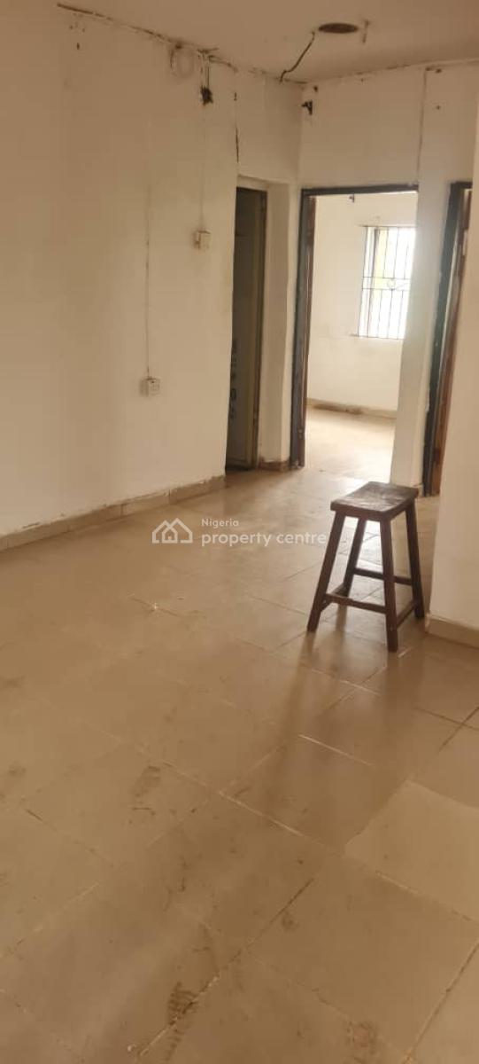 Luxury 2 Bedroom Flat, Gra Phase 1, Magodo, Lagos, Flat / Apartment for Rent