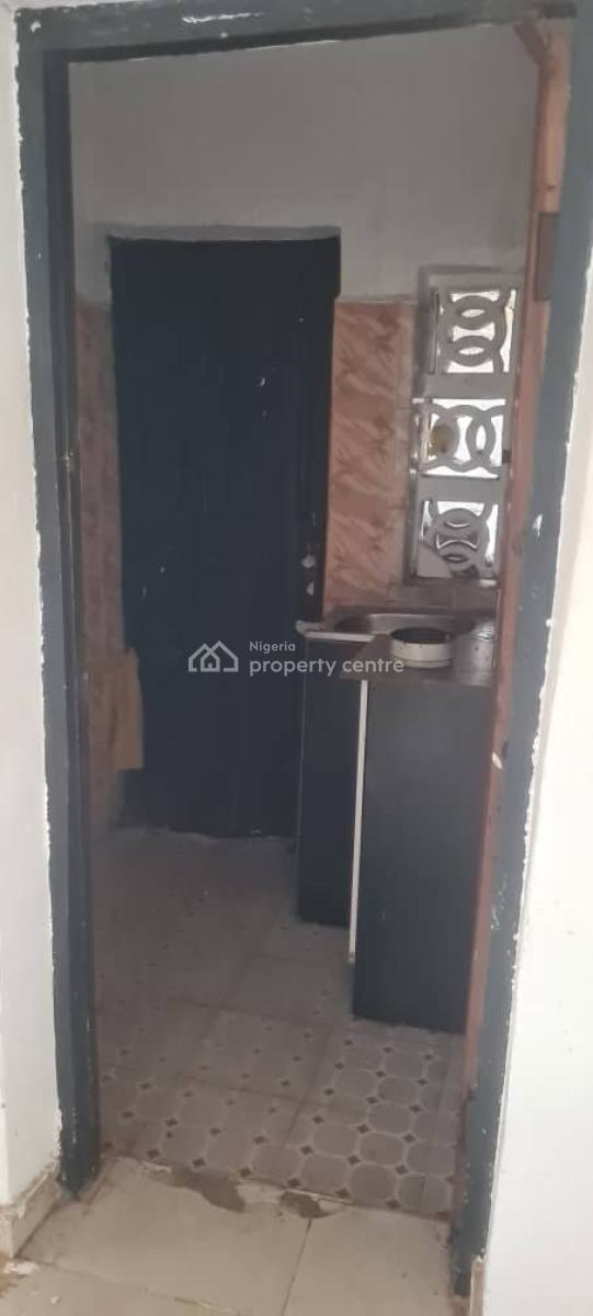 Luxury 2 Bedroom Flat, Gra Phase 1, Magodo, Lagos, Flat / Apartment for Rent