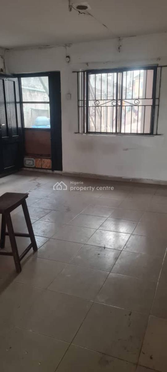 Luxury 2 Bedroom Flat, Gra Phase 1, Magodo, Lagos, Flat / Apartment for Rent