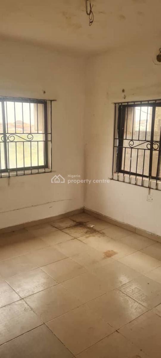 Luxury 2 Bedroom Flat, Gra Phase 1, Magodo, Lagos, Flat / Apartment for Rent