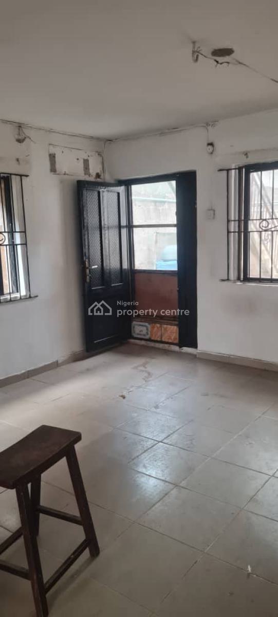 Luxury 2 Bedroom Flat, Gra Phase 1, Magodo, Lagos, Flat / Apartment for Rent