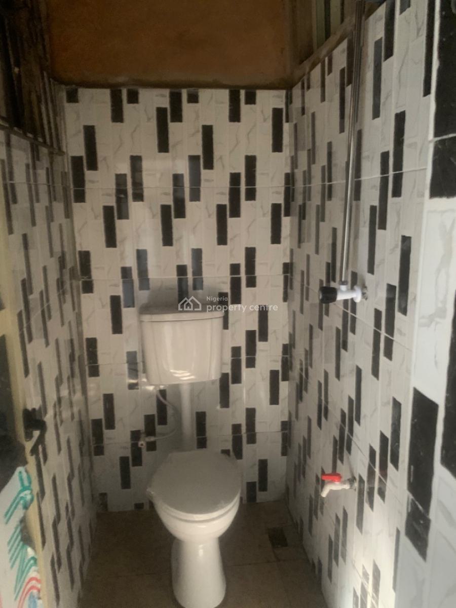Luxury 2 Bedrooms Flat, Gra Phase 1, Magodo, Lagos, Flat / Apartment for Rent