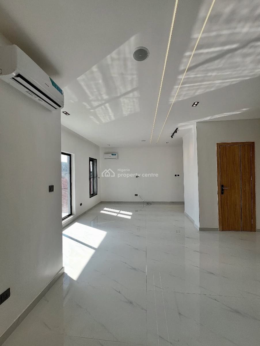 Fully Serviced 2 Bedroom Apartment with Swimming Pool and Gym, Ijate, Ikate, Lekki, Lagos, Block of Flats for Sale