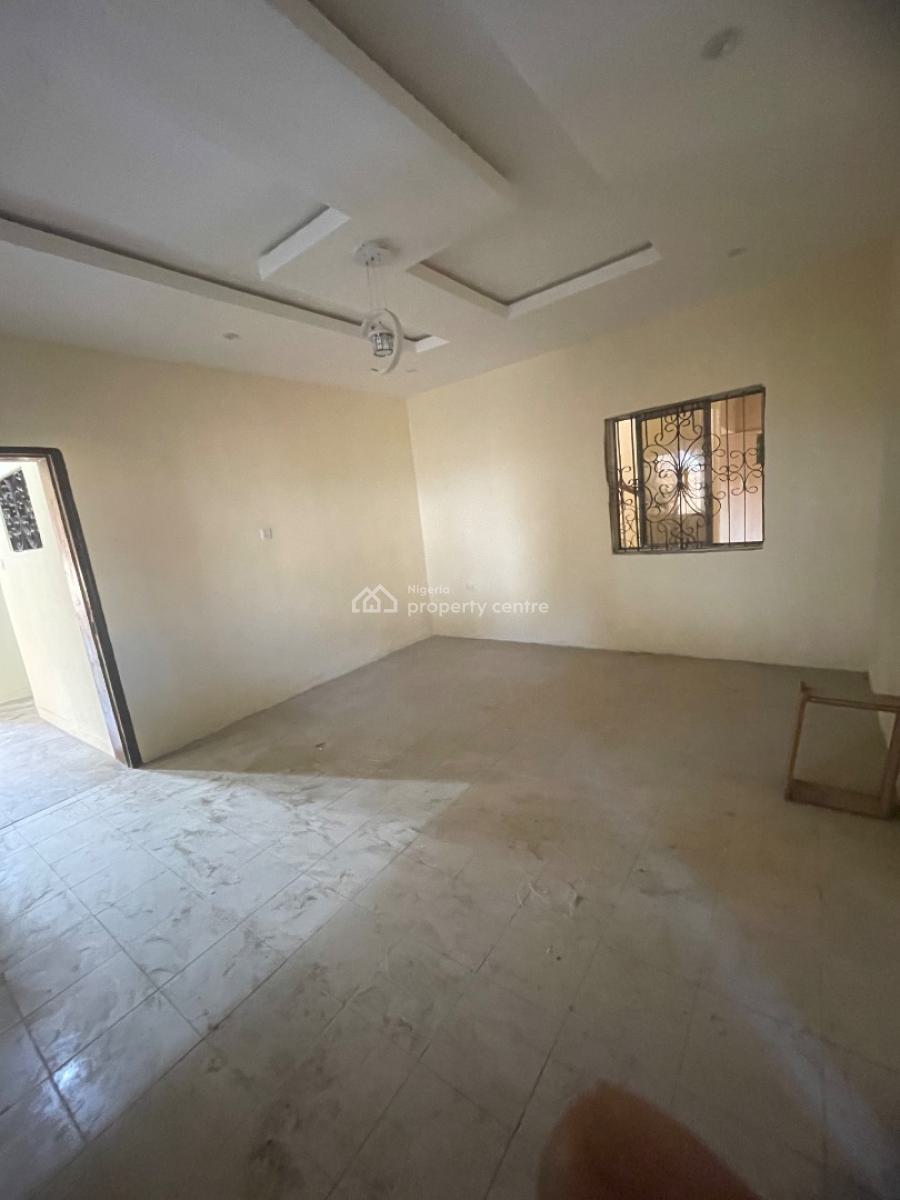 Nice and Spacious 2 Bedroom Apartment in a Serene Neighborhood, Thomas Estate, Ajah, Lagos, House for Rent