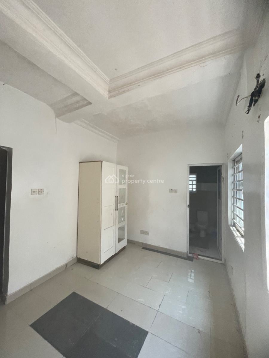 Nice and Spacious 2 Bedroom Apartment in a Serene Neighborhood, Thomas Estate, Ajah, Lagos, House for Rent