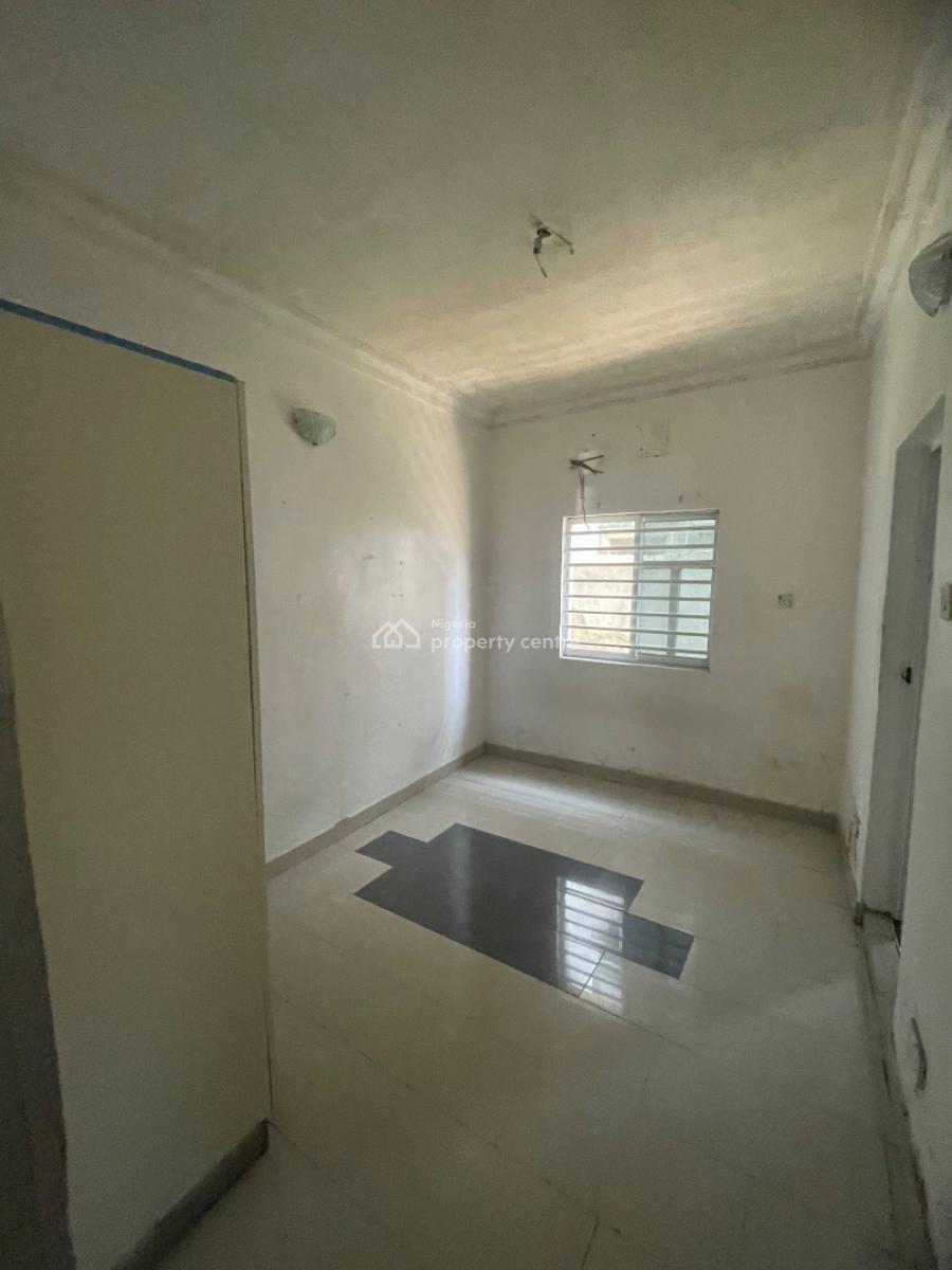 Nice and Spacious 2 Bedroom Apartment in a Serene Neighborhood, Thomas Estate, Ajah, Lagos, House for Rent