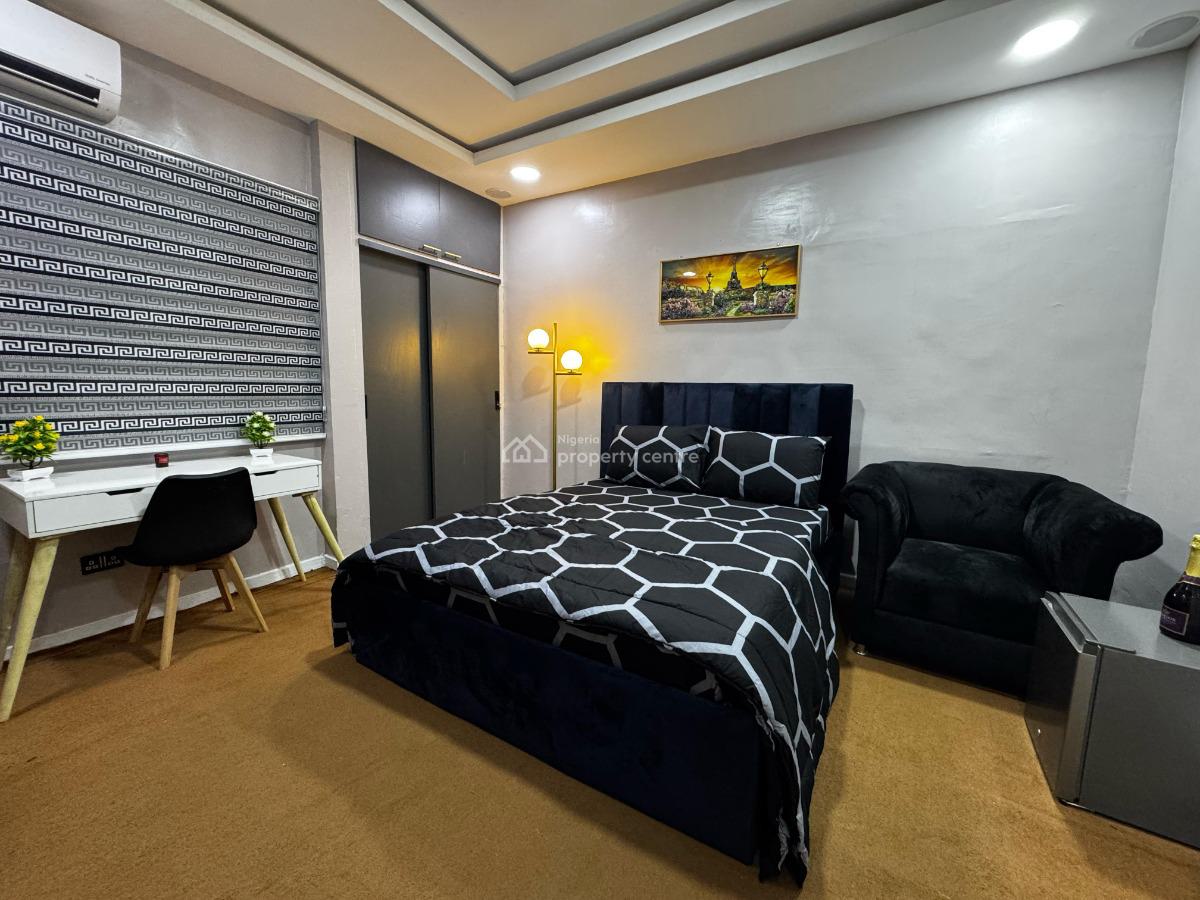 Prime Residence Studio Apt, 119 Oyadiran Estate, Yaba, Lagos, Flat / Apartment Short Let