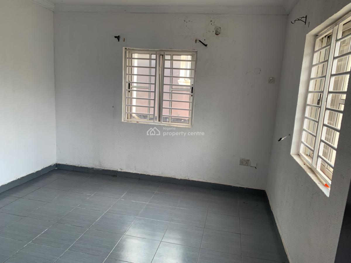 Luxury 3 Bedroom Flat, Gra Phase 1, Magodo, Lagos, Flat / Apartment for Rent