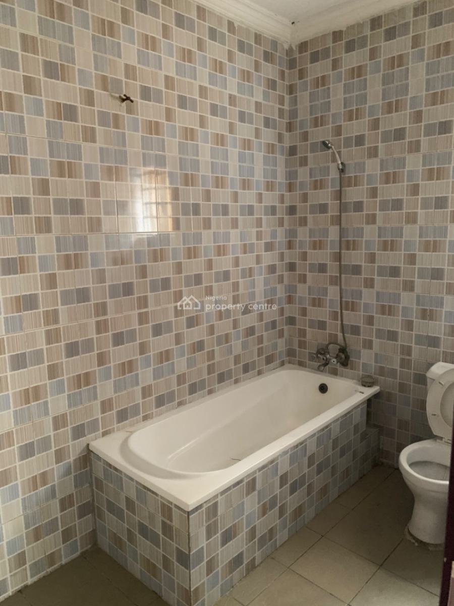 Luxury 3 Bedroom Flat, Gra Phase 1, Magodo, Lagos, Flat / Apartment for Rent