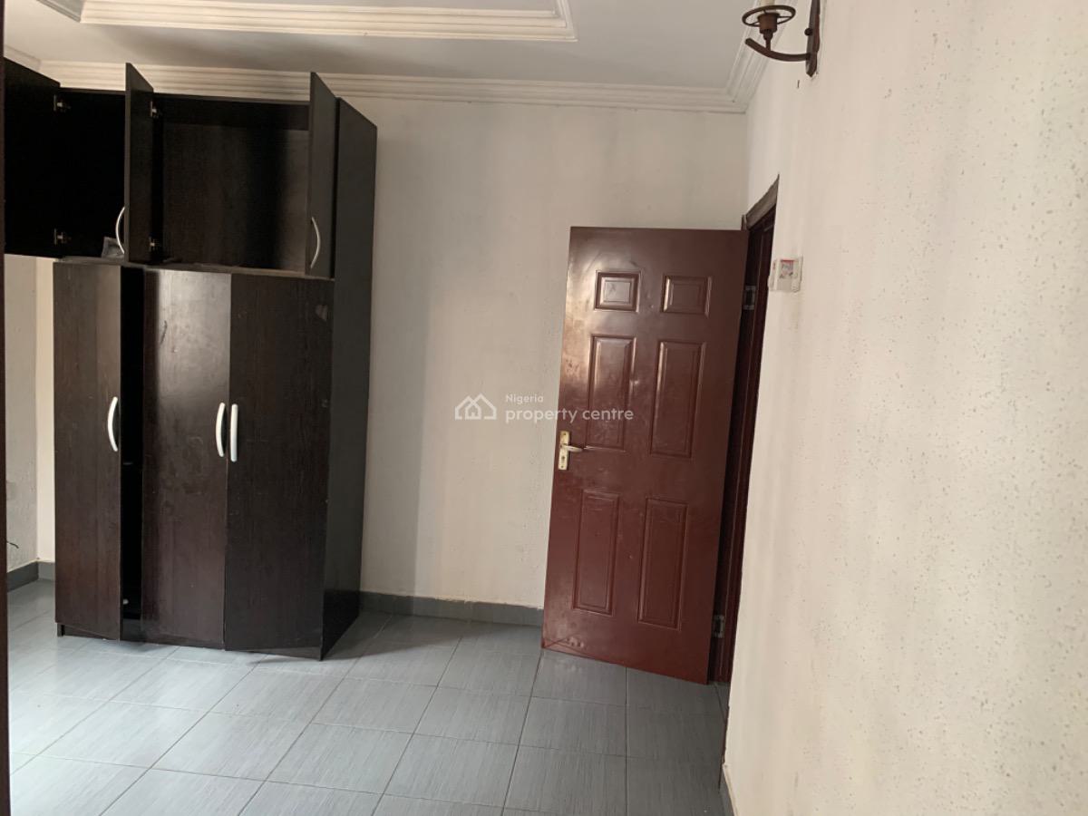 Luxury 3 Bedroom Flat, Gra Phase 1, Magodo, Lagos, Flat / Apartment for Rent
