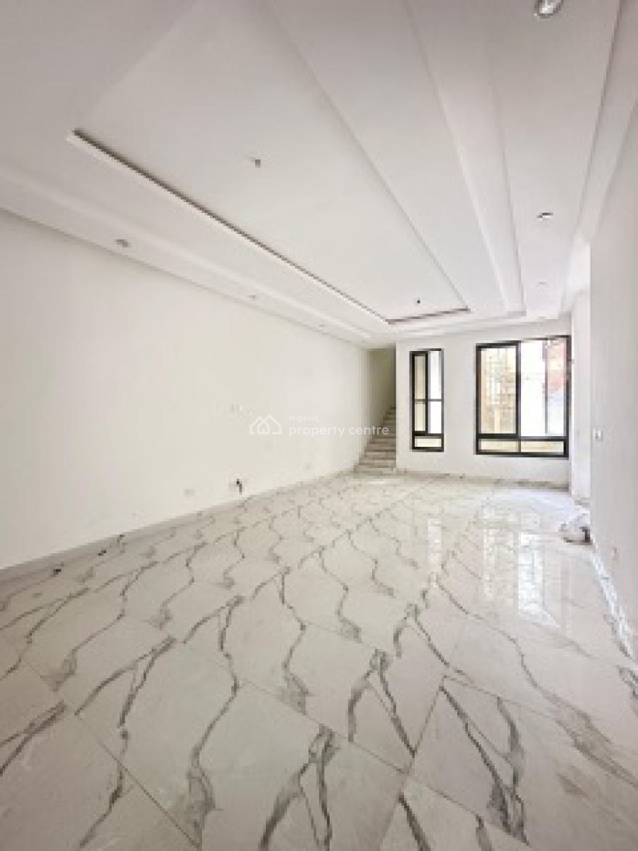 Luxury 3 Bedroom Flat with Excellent Finishing and a Bq, Lekki Phase 1, Lekki, Lagos, Block of Flats for Sale
