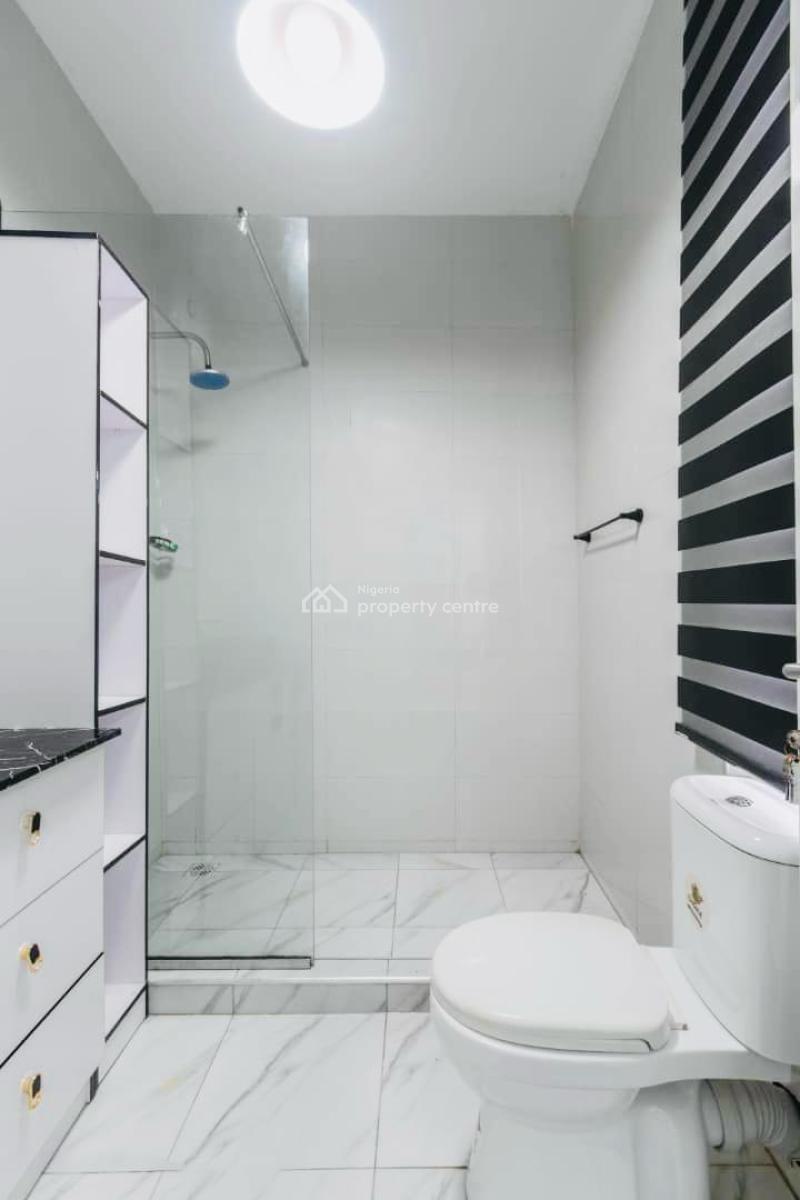 Fully Furnished Serviced with 24hrs Power, Swimming Pool, Gym, Off Durosimi Etti Street, Lekki Phase 1, Lekki, Lagos, Flat / Apartment for Rent