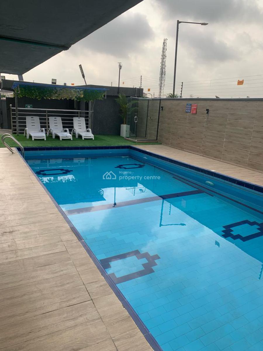 Fully Furnished Serviced with 24hrs Power, Swimming Pool, Gym, Off Durosimi Etti Street, Lekki Phase 1, Lekki, Lagos, Flat / Apartment for Rent