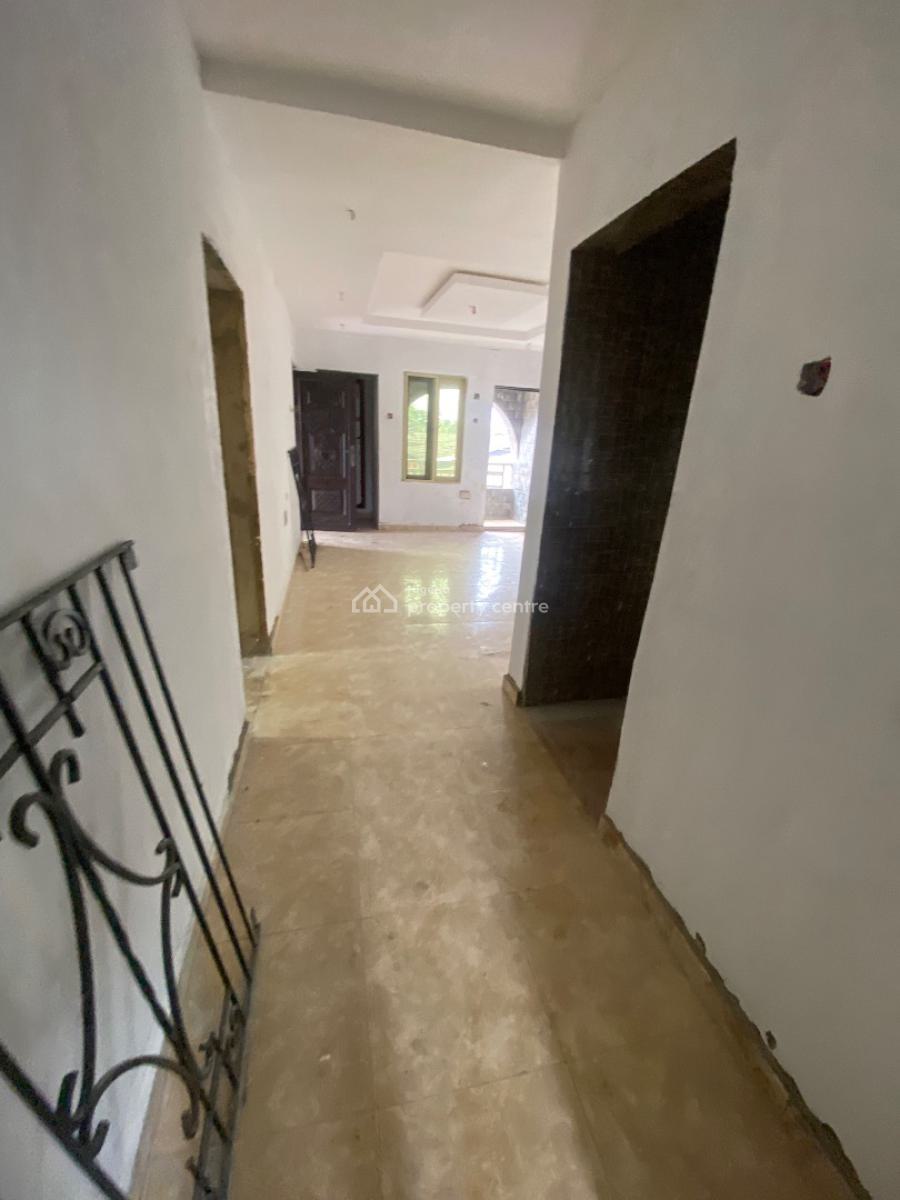 Tastefully Finished 2 Bedroom Apartment Upstairs Wit Modern Facilities, Off Ishola Randle Avenue, Surulere, Lagos, House for Rent