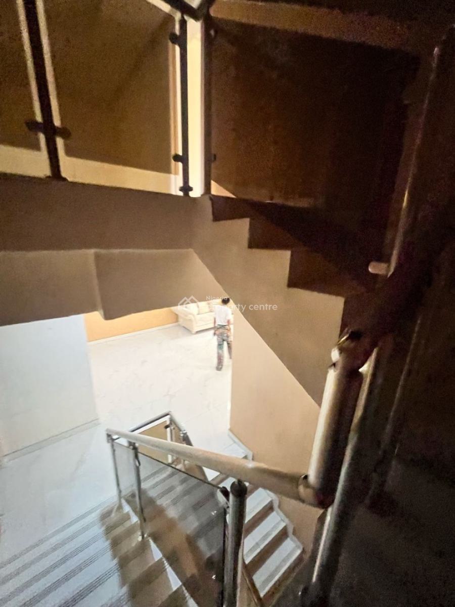 Well Maintained 5 Bedroom Semi Detached Duplex with 2 Bq, Lekki Phase 1, Lekki, Lagos, Semi-detached Duplex for Rent