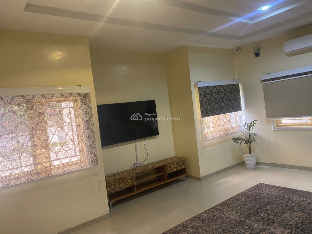 Luxury Spacious 6 Bedrooms Detached Duplex with 2 Units 1 Bedroom Flat ., Maitama District, Abuja, Detached Duplex for Rent