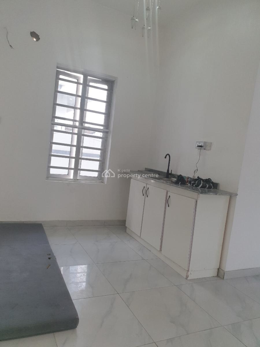 Spacious Studio Apartment, Dominos Pizza, Agungi Estate, Lekki, Lagos, House for Rent