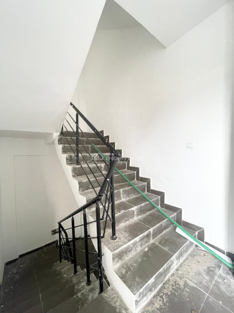 1 Bedroom Serviced Apartment in a Secured Estate, Ajah, Lagos, Flat / Apartment for Sale