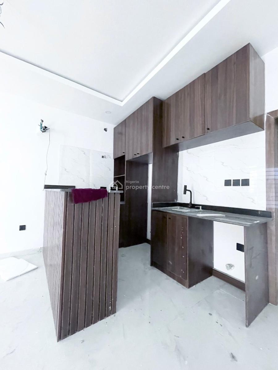 1 Bedroom Serviced Apartment in a Secured Estate, Ajah, Lagos, Flat / Apartment for Sale