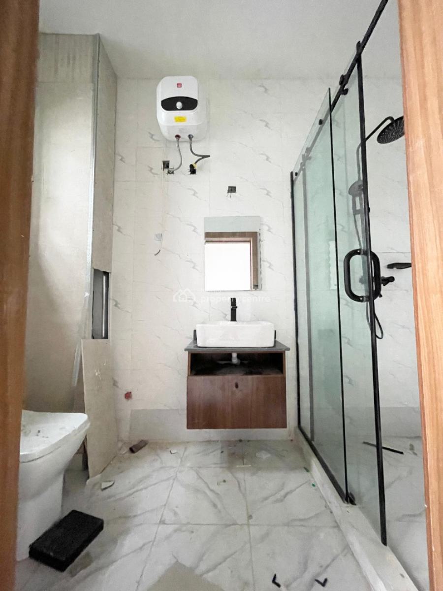 1 Bedroom Serviced Apartment in a Secured Estate, Ajah, Lagos, Flat / Apartment for Sale