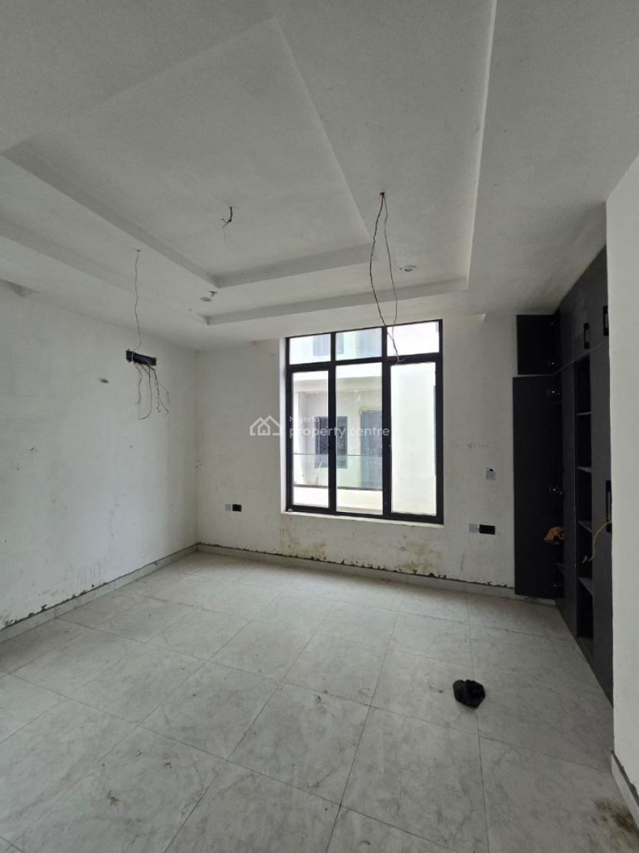 2 Bedroom Apartment with Swimming Pool, Lekki Enclave Estate, Ikate, Lekki, Lagos, Flat / Apartment for Sale