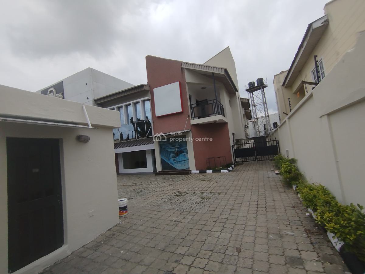 Well Maintained 4 Bedroom House with 2 Rooms Bq, Off Admiralty Way, Lekki Phase 1, Lekki, Lagos, Detached Duplex for Rent