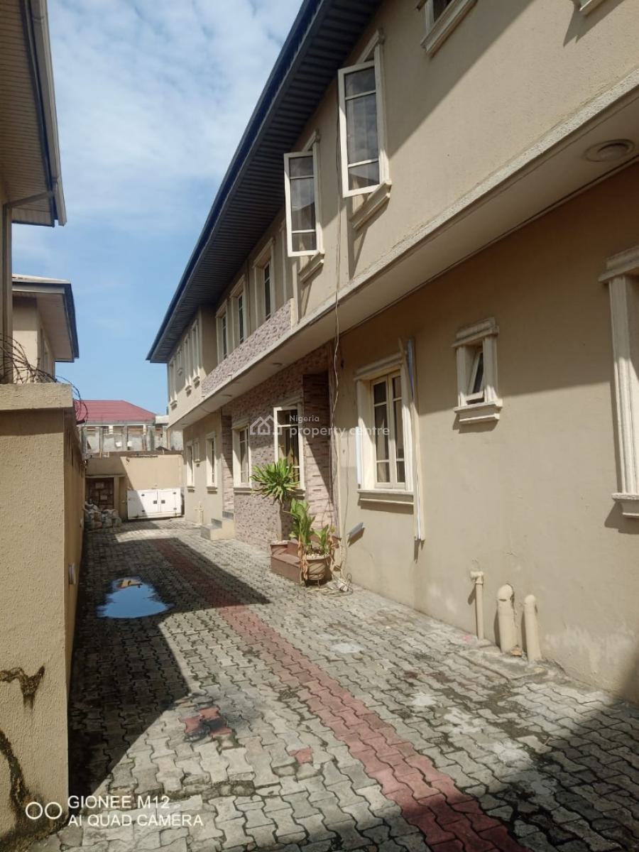4 Bedroom Wing of Duplex Plus 1 Room Boys Quarter, Off T.f Kuboye Street Lekki Right, Lekki Phase 1, Lekki, Lagos, Semi-detached Duplex for Rent