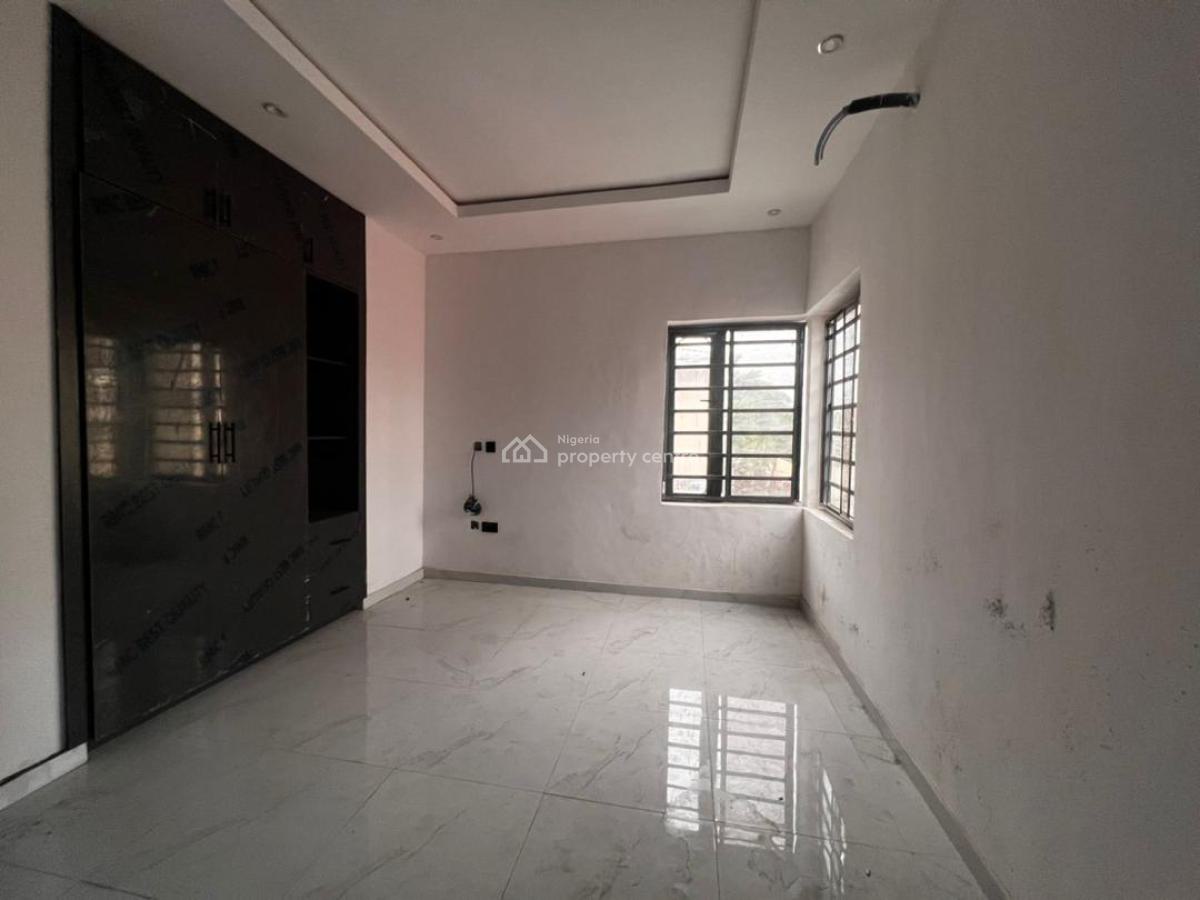 2 Bedroom Apartment in Lekki Phase 1, Lekki Phase 1, Lekki, Lagos, Flat / Apartment for Rent