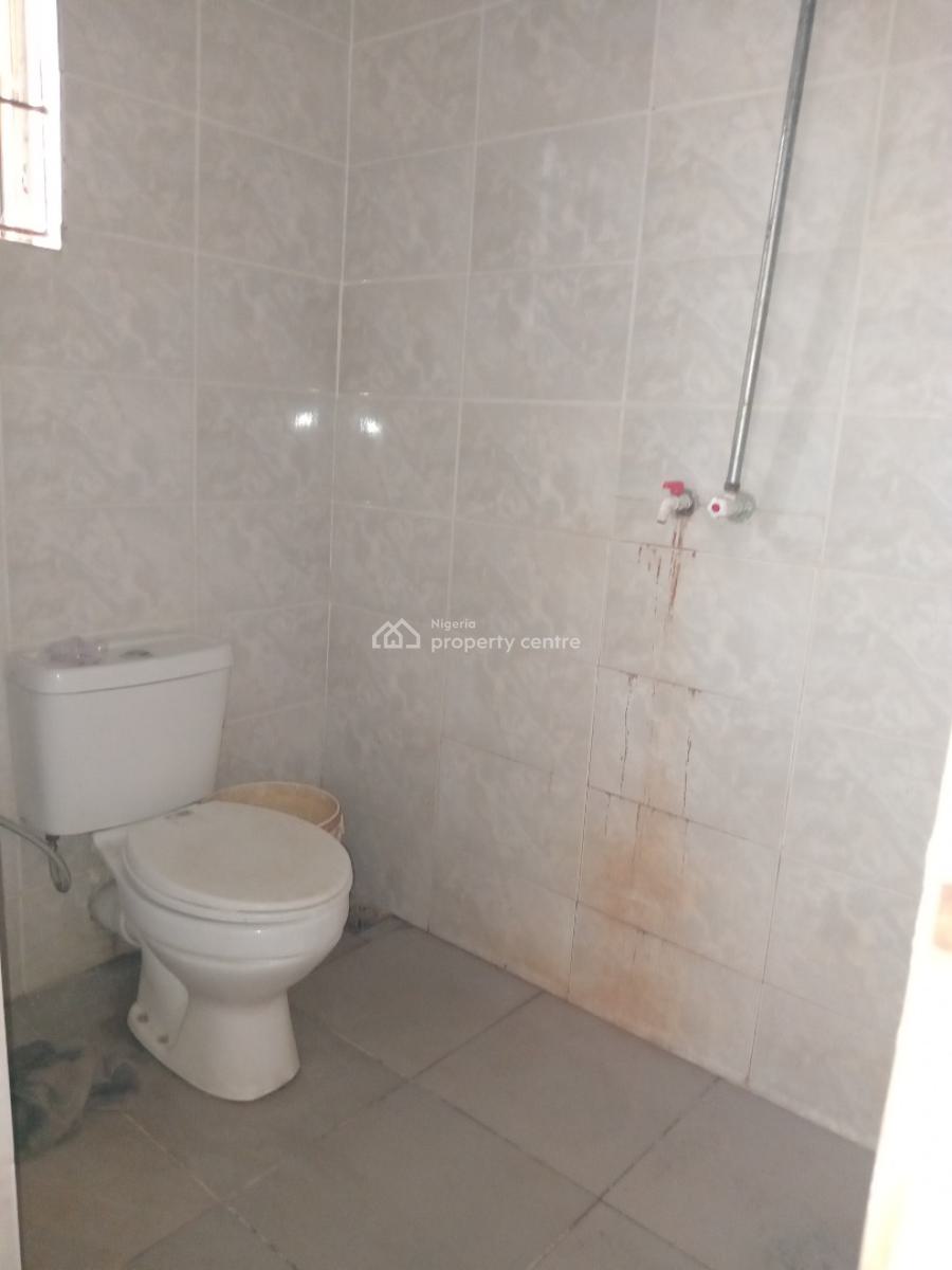 Spacious Room and Parlour Upstairs, Ogombo, Ajah, Lagos, Mini Flat (room and Parlour) for Rent