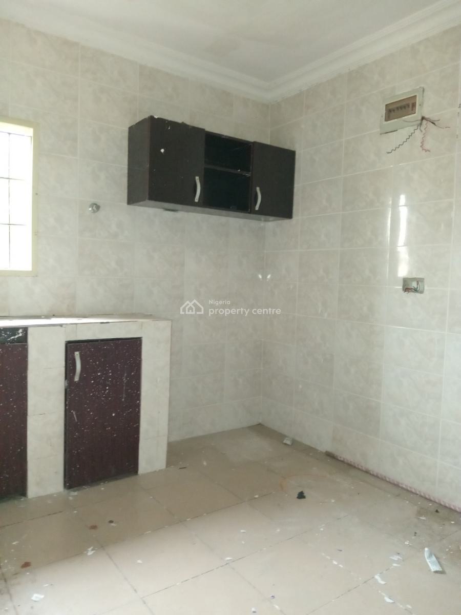 Spacious Room and Parlour Upstairs, Ogombo, Ajah, Lagos, Mini Flat (room and Parlour) for Rent