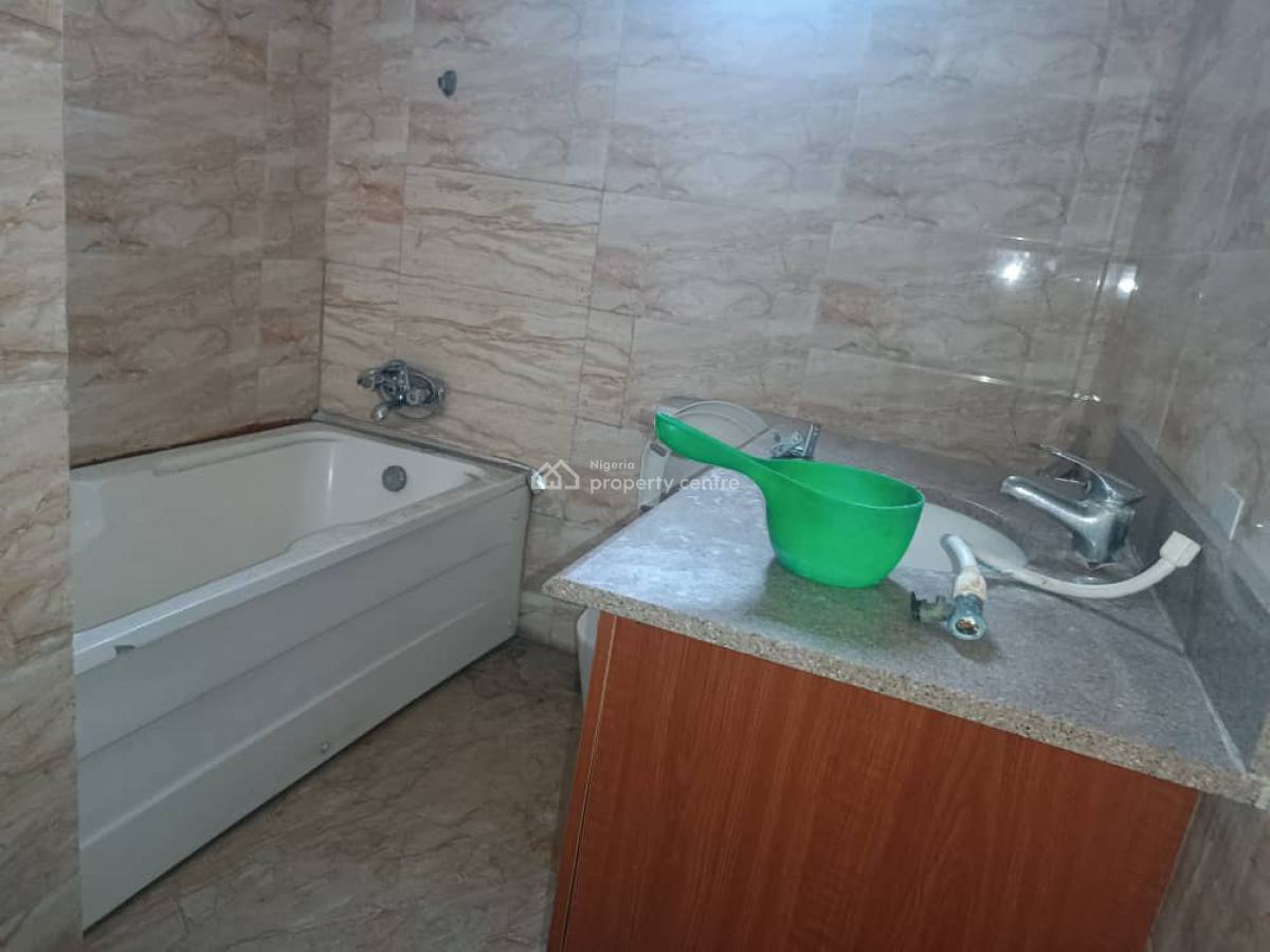 Tastefully Built and Spacious 3 Bedroom Flat with a Room Bq, Tf Kuboye  Lekki Right Estate, Lekki Phase 1, Lekki, Lagos, Flat / Apartment for Rent