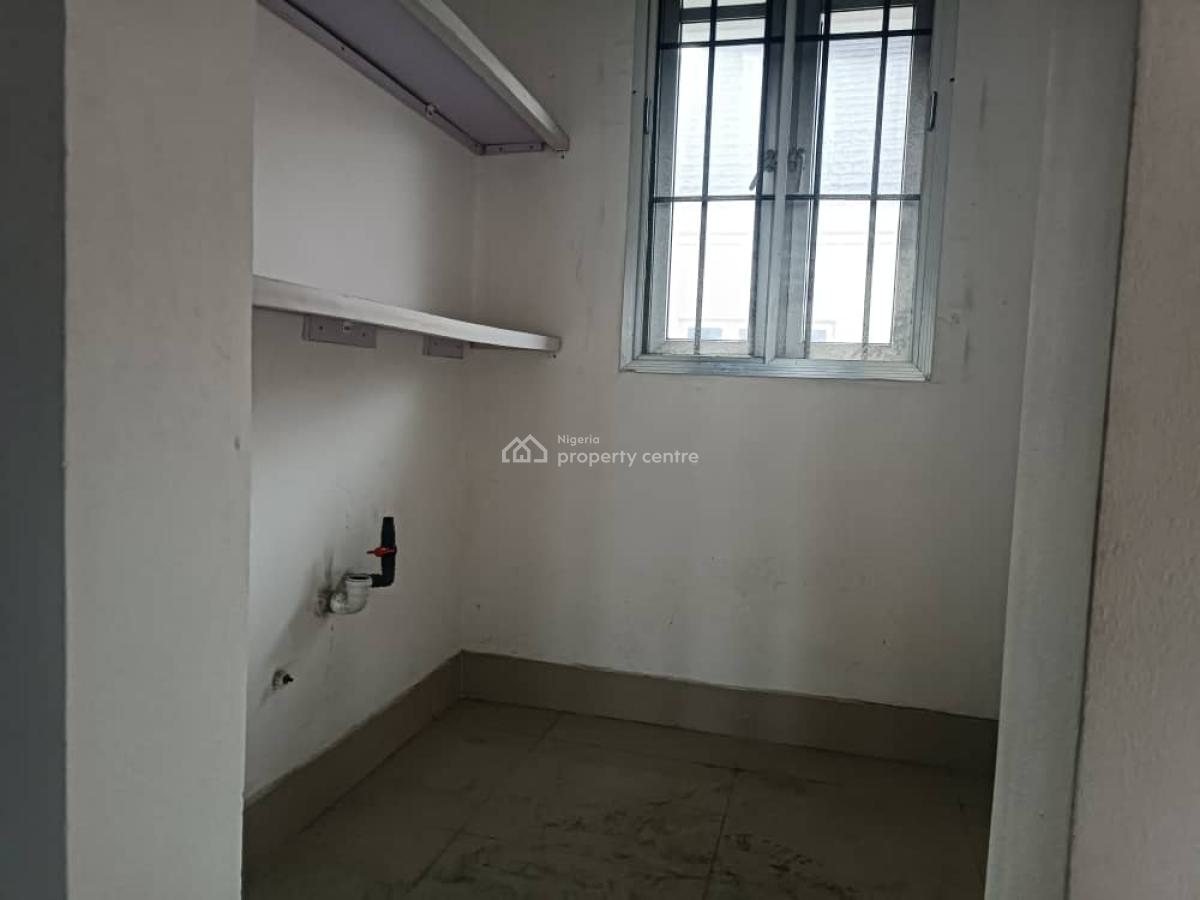 Tastefully Built and Spacious 3 Bedroom Flat with a Room Bq, Tf Kuboye  Lekki Right Estate, Lekki Phase 1, Lekki, Lagos, Flat / Apartment for Rent