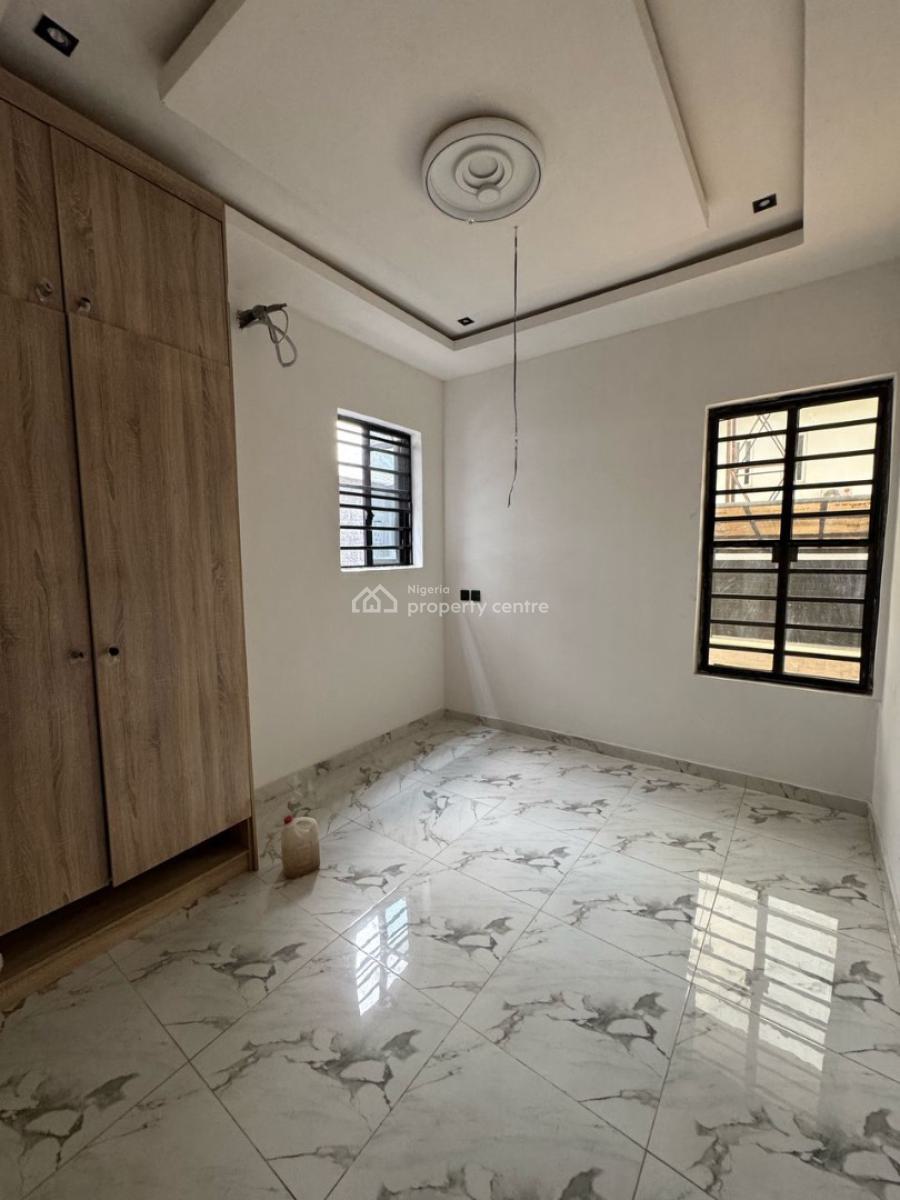 Gorgeous Looking 3 Bedroom Apartment in a Secured Neighborhood, Orchid, Lekki, Lagos, Flat / Apartment for Sale
