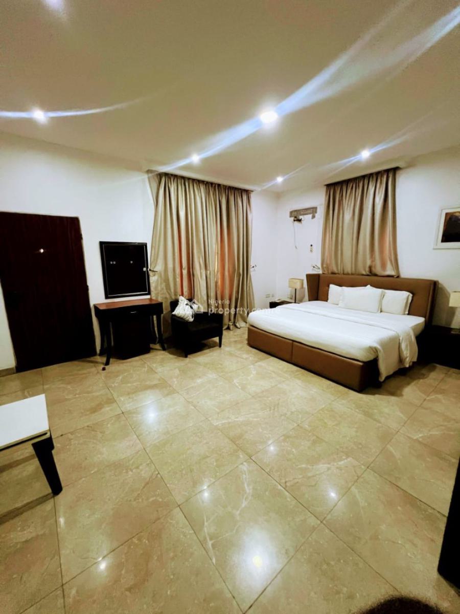 Furnished 3 Bedroom Penthouse with Swimming Pool, Gym & Bq, Victoria Island (vi), Lagos, Flat / Apartment for Rent