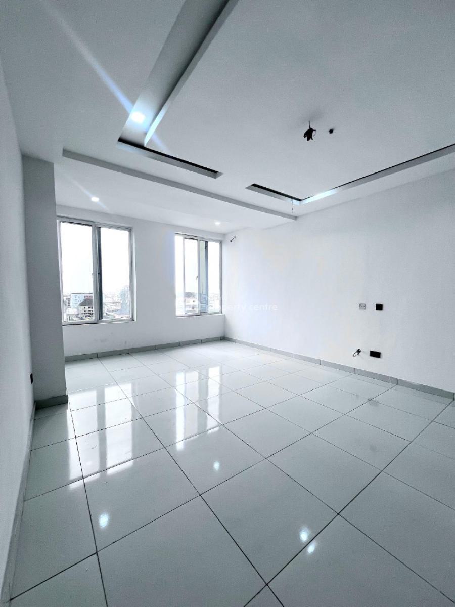 Luxury 4 Bedroom Penthouse in a Secured Estate, Ikate, Lekki, Lagos, House for Sale