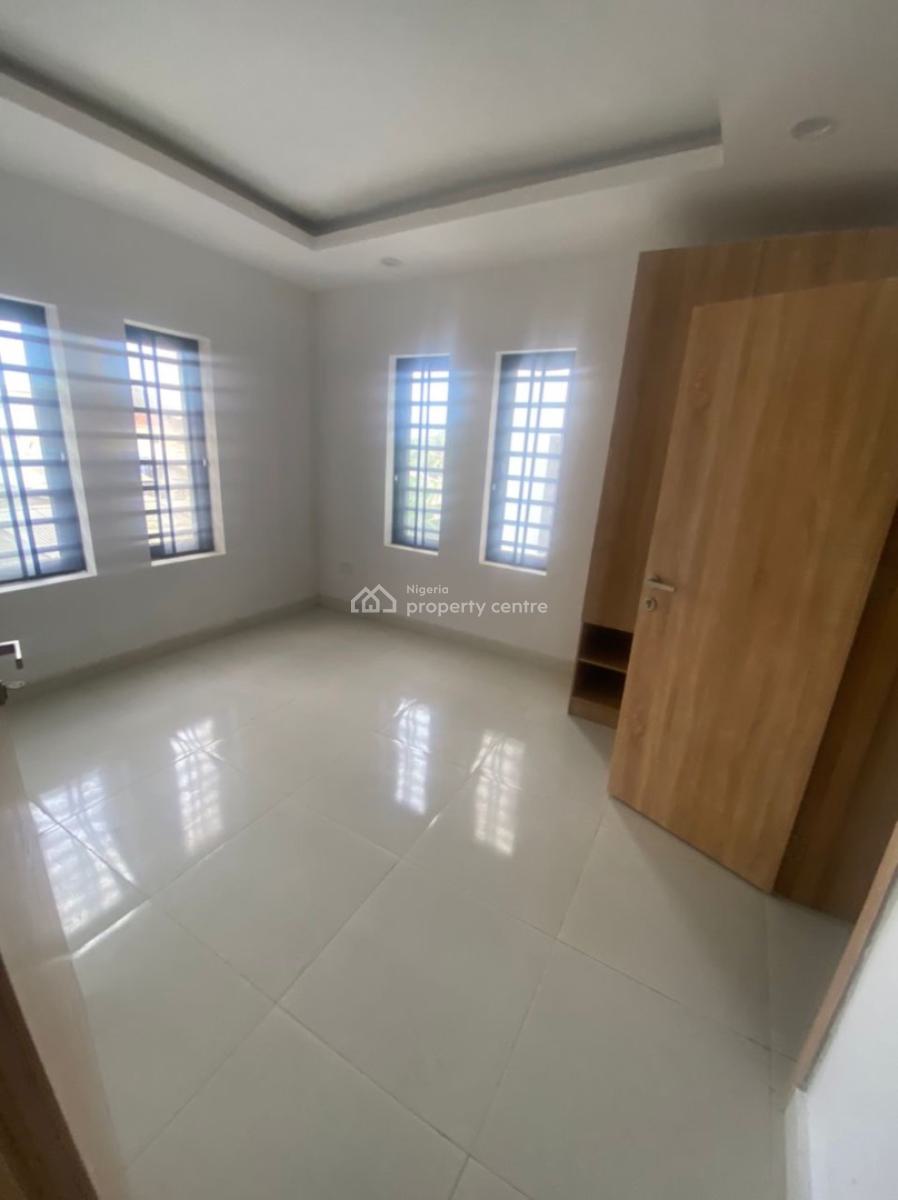 Standard Miniflat, Ologolo Lekki Lagos, Ologolo, Lekki, Lagos, Mini Flat (room and Parlour) for Rent
