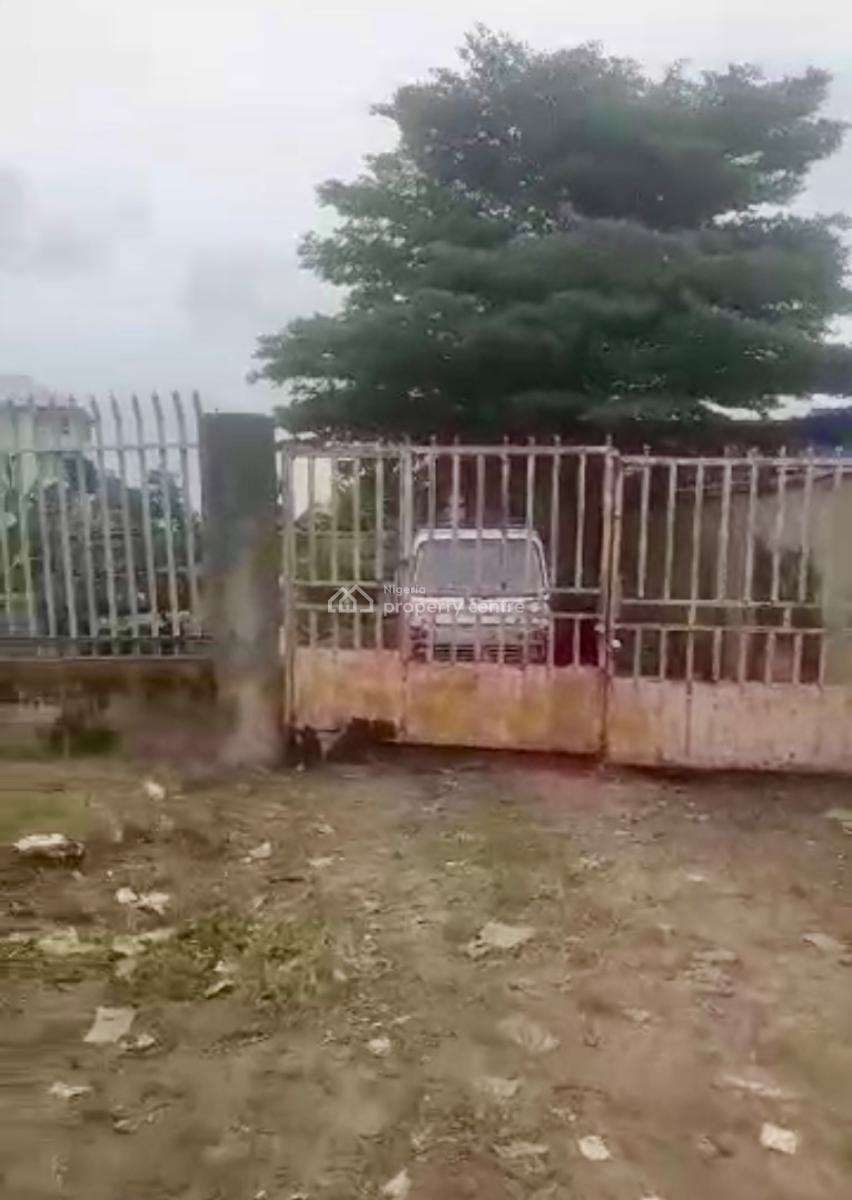 Perfect Location for Quick Return on Investment, Elesekan Bus Stop, Lekki Expressway, Lekki, Lagos, Land for Sale