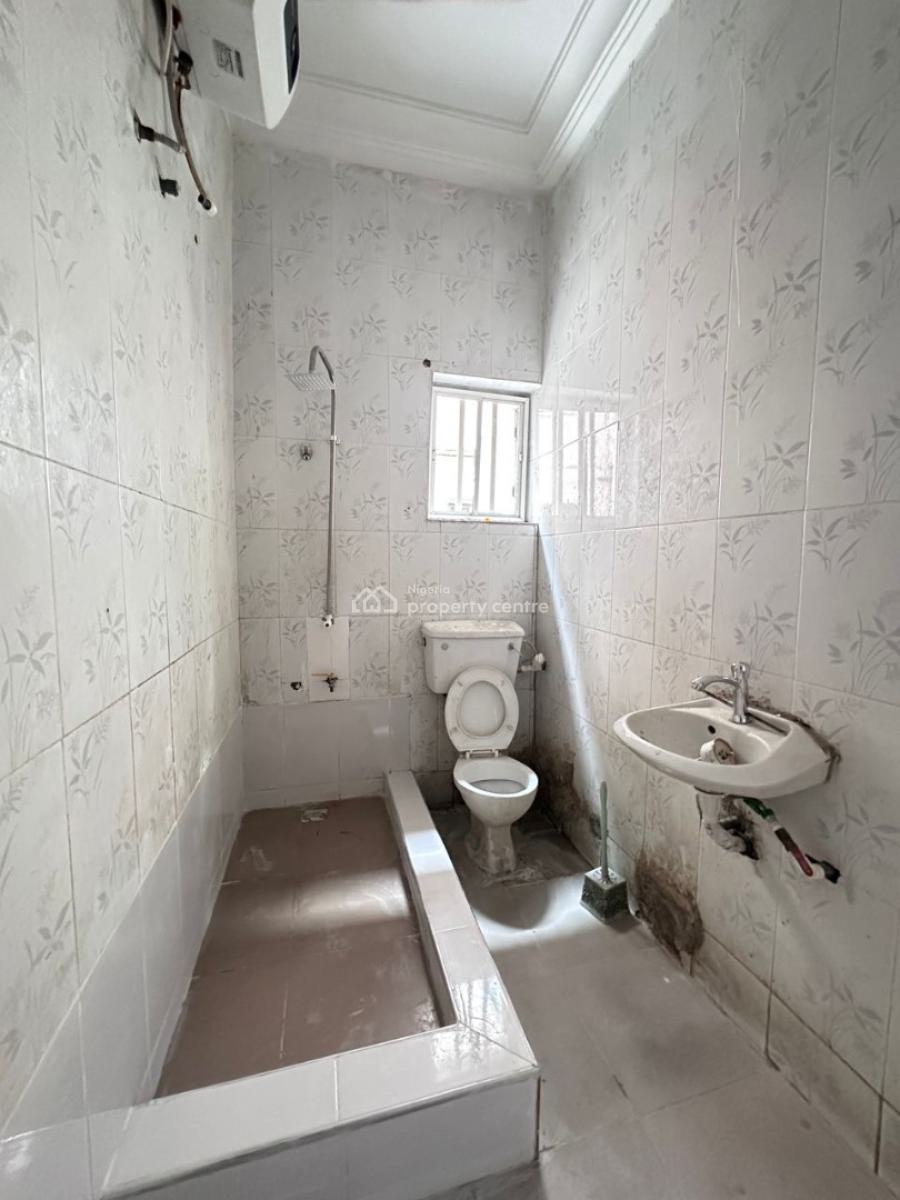 Spacious 3bedroom Ground Floor, in a Secured Location, Osapa, Lekki, Lagos, Osapa, Lekki, Lagos, Flat / Apartment for Rent