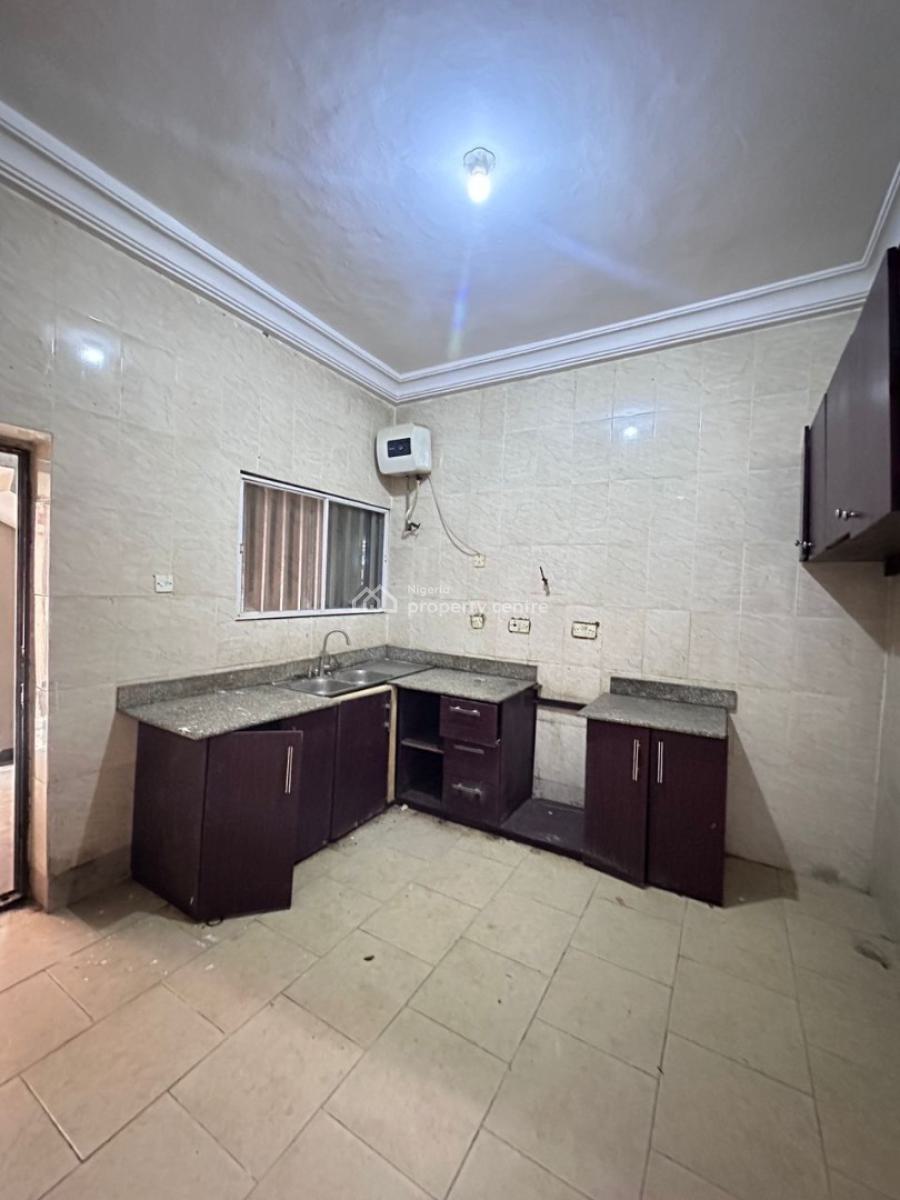Spacious 3bedroom Ground Floor, in a Secured Location, Osapa, Lekki, Lagos, Osapa, Lekki, Lagos, Flat / Apartment for Rent