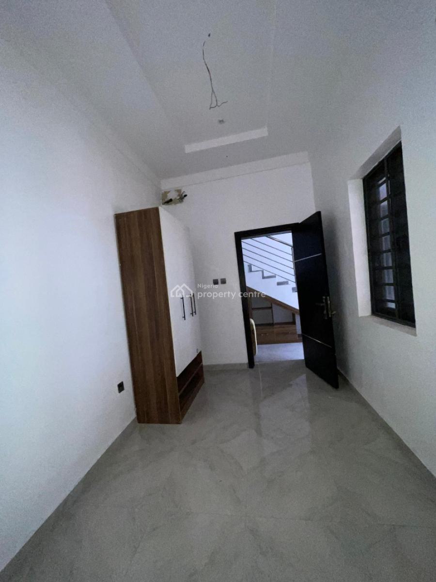 Well Built 4 Bedroom Duplex Wity Excellent Facilities, Ikate, Lekki, Lagos, Terraced Duplex for Sale