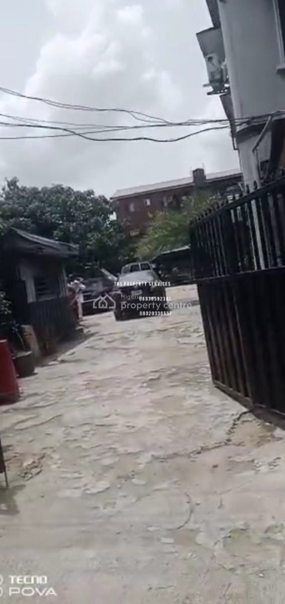 Commercial Building on 1,400sqm, on Ikorodu Road, Close to Zenith Bank, Jibowu, Lagos, Jibowu, Yaba, Lagos, Office Space for Sale