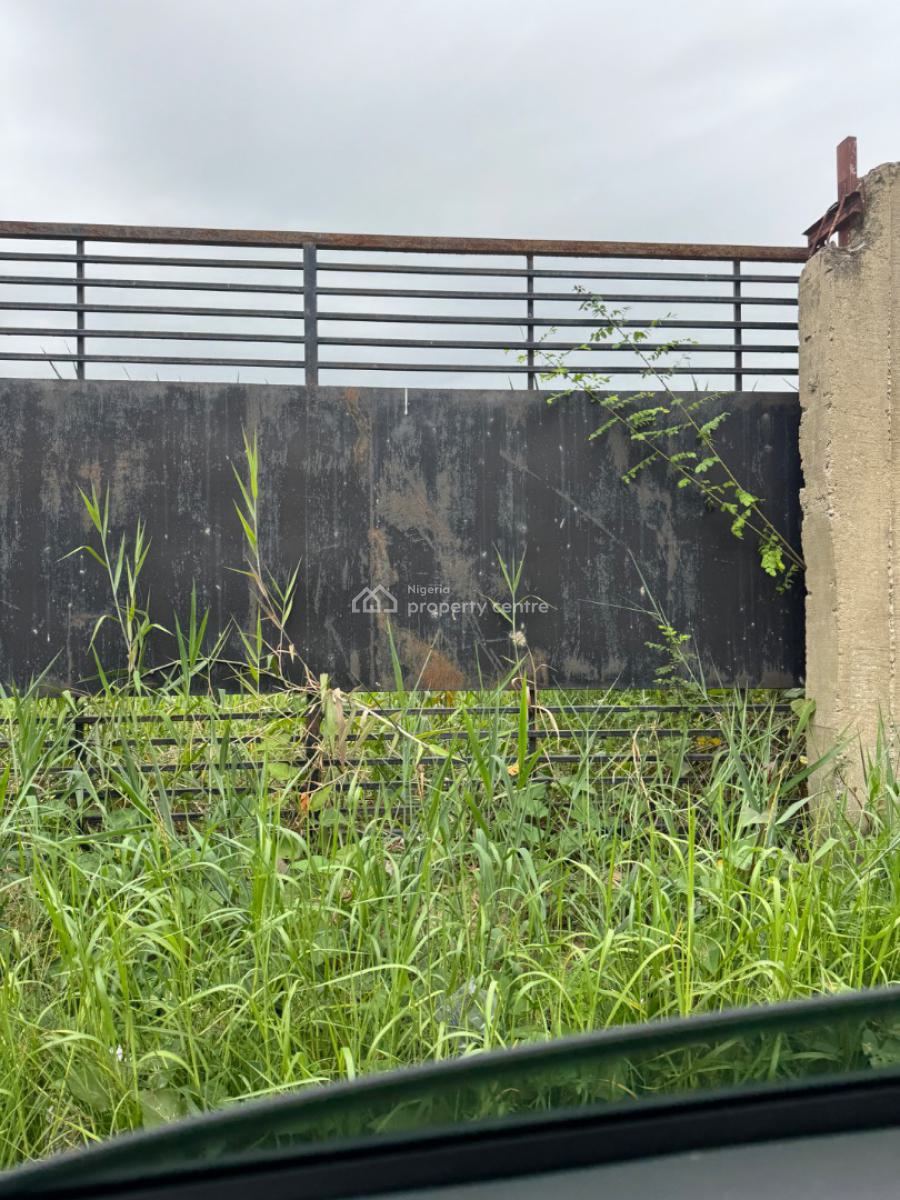 3,500 Sqm Bareland Fenced & Gated, Off Freedom Way, Lekki Phase 1, Lekki, Lagos, Land for Rent