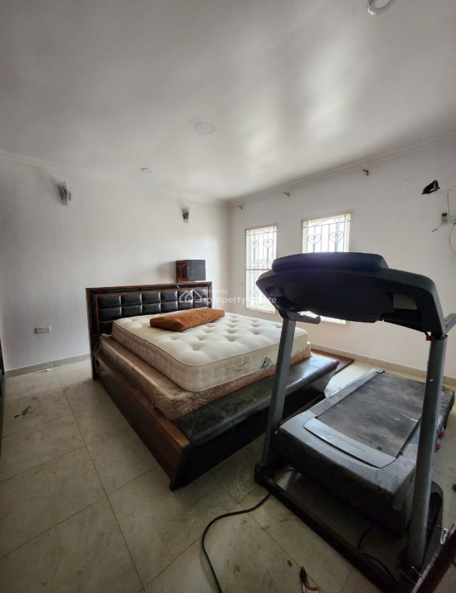 Exquisite 3 Bedroom Apartment, Lekki Phase 1, Lekki Phase 1, Lekki, Lagos, Flat / Apartment for Rent
