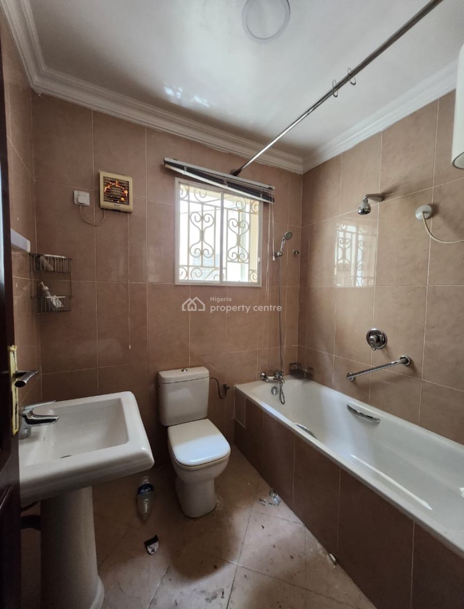 Exquisite 3 Bedroom Apartment, Lekki Phase 1, Lekki Phase 1, Lekki, Lagos, Flat / Apartment for Rent