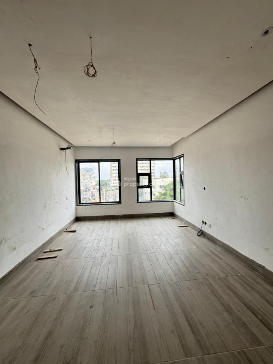 Luxurious 2 Bedroom Apartment with a Study  on The 5th Floor, Victoria Island (vi), Lagos, Flat / Apartment for Rent