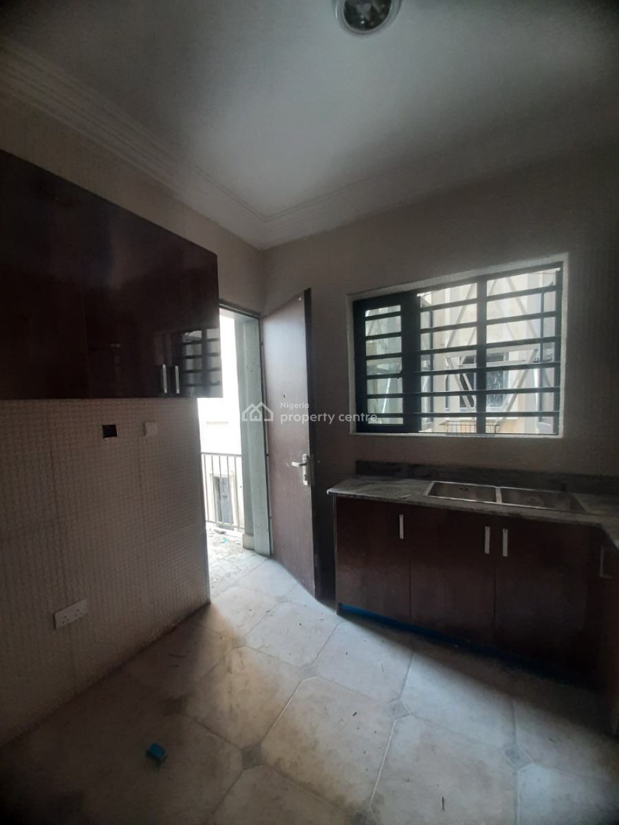 Newly Built 16 Units of 3 Bedroom En-suite Sizeable Flat with Fitted K, Oniru, Victoria Island (vi), Lagos, Flat / Apartment for Rent