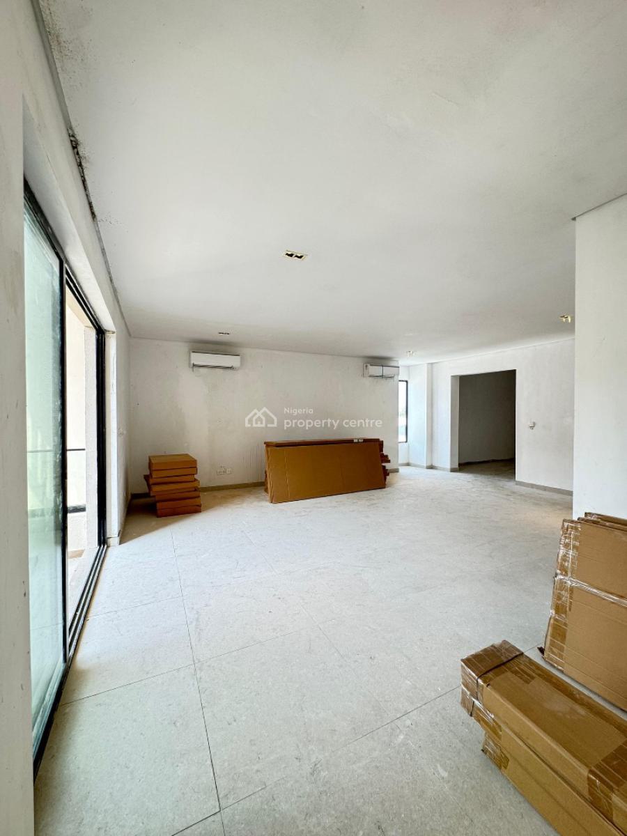 Waterfront Prestigious Family Home in Outstanding Location, Banana Island, Ikoyi, Lagos, Terraced Duplex for Sale