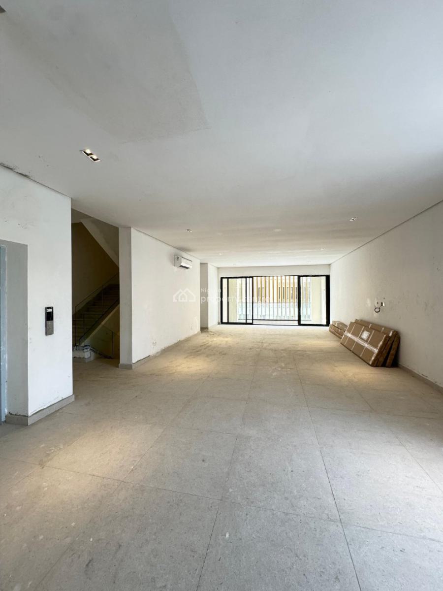 Waterfront Prestigious Family Home in Outstanding Location, Banana Island, Ikoyi, Lagos, Terraced Duplex for Sale